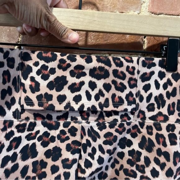 Summersalt The Do-It All High Rise 7/8 Leggings Terracotta Leopard Size 2 - Picture 4 of 5